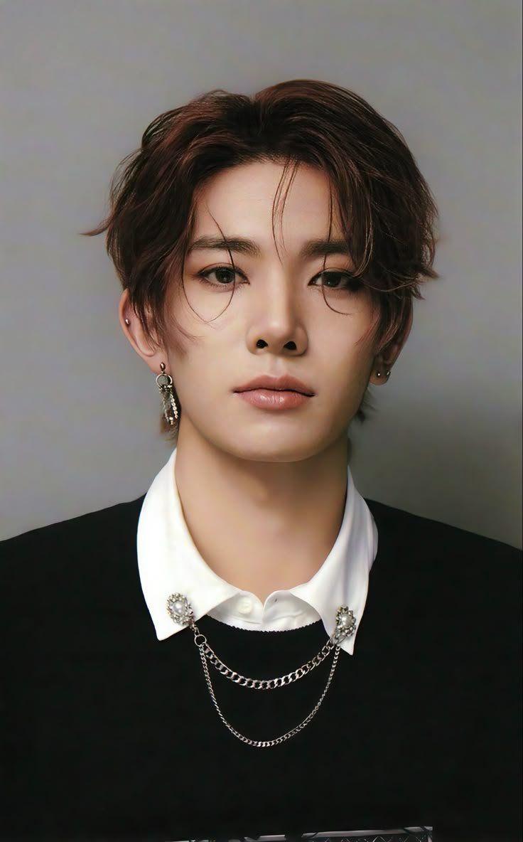 エンハイフン ヒスン　脱退　理由