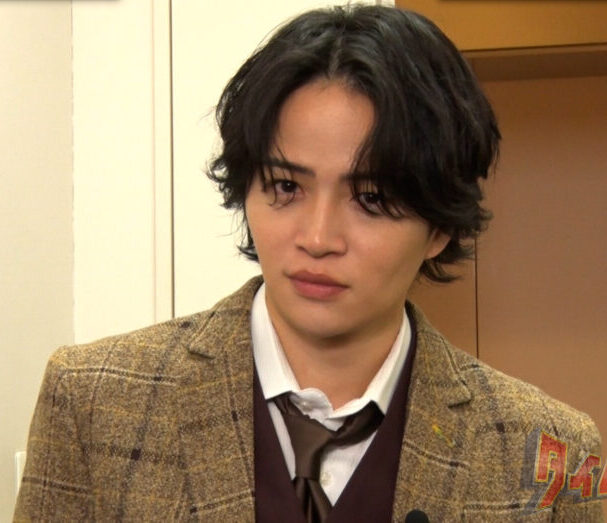 菊池風磨　活動休止理由　喉不調手術